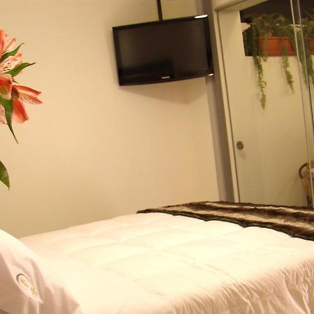 Hostal Media Luna トルヒーリョ 部屋 写真