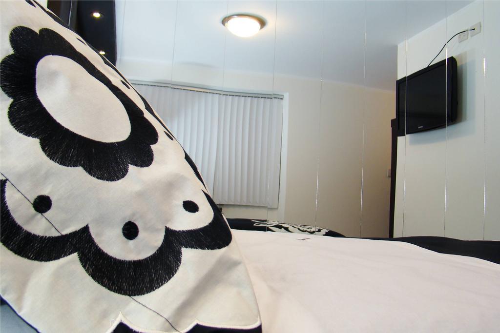 Hostal Media Luna トルヒーリョ エクステリア 写真